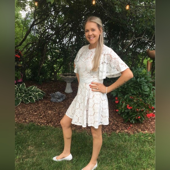 VICI White Cocktail Dress—beautiful lace detail & keyhole back - Picture 5 of 7